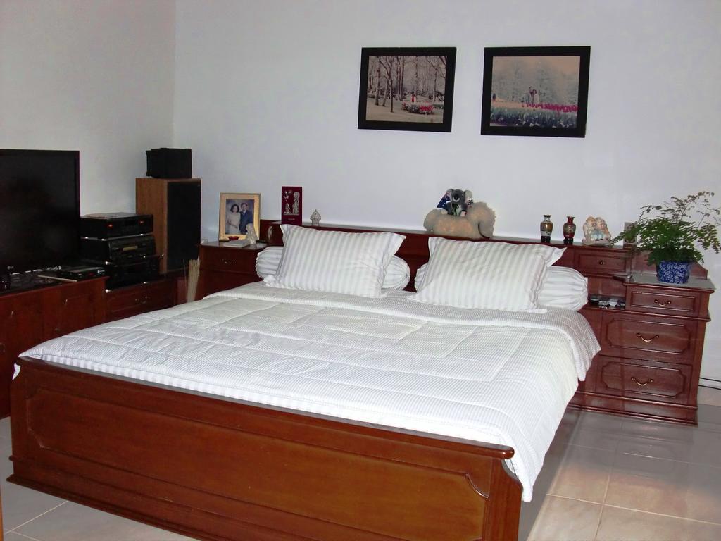 Libra Homestay Manado Ngoại thất bức ảnh